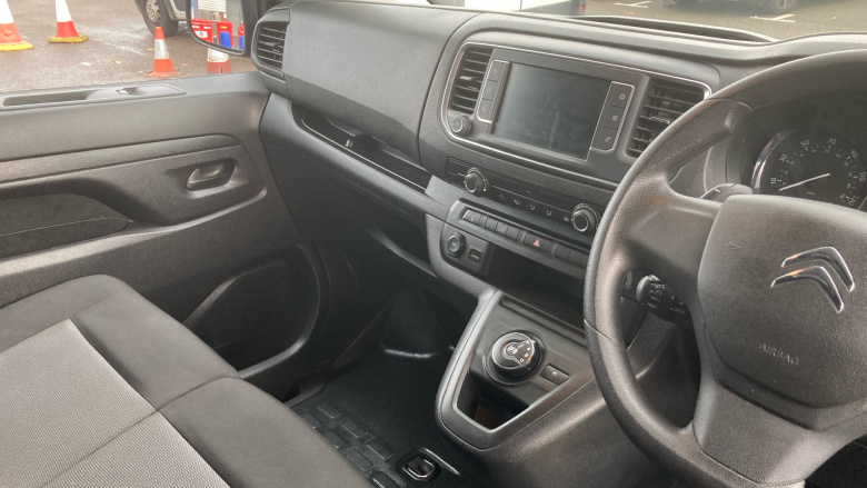 Citroen Dispatch M Diesel 1400 2.0 BlueHDi 145 Van Enterprise Edition EAT8